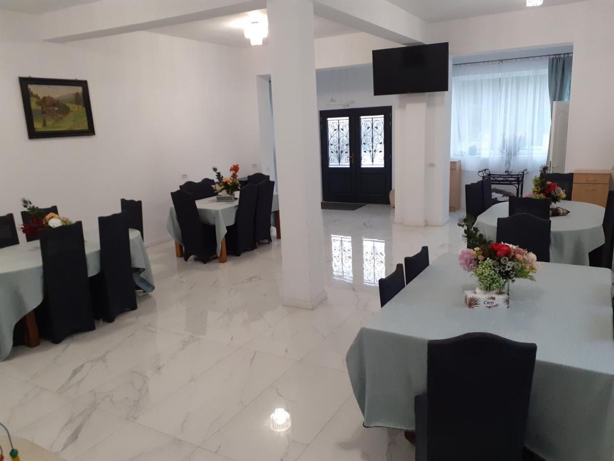Salcia Hotel Tasnád Kültér fotó