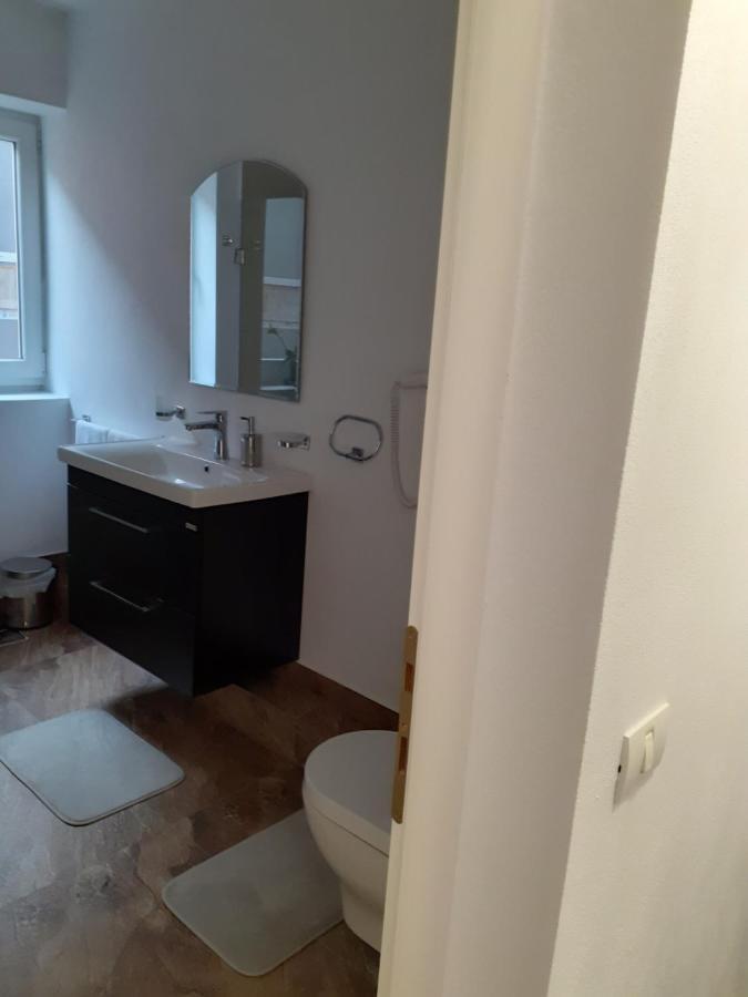 Salcia Hotel Tasnád Kültér fotó